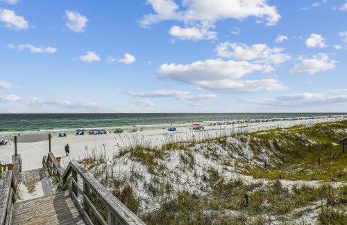 Seaspray Apartment | Sun Rays and Beach Days at Seaspray