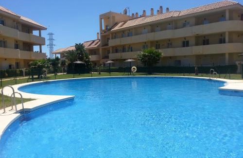 Puerto de la Duquesa Apartment | Sun, Sand and a drink in my Hand