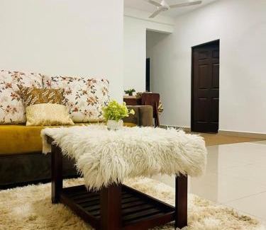 Negombo Apartment | Sun Sky Negombo Serviced Apartment