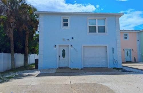 New Smyrna Beach House | Sun & Surf Beach House - Family Friendly - Steps to the Beach