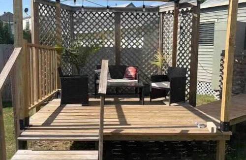 San Jacinto Cottage | Sun Therapy Beach Cottage