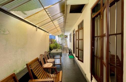 Thalaramba House | Sun & Tree HomeStay (With Green Nature View)