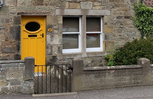 Leuchars Cottage | Sunbeam Cottage, Nr St Andrews
