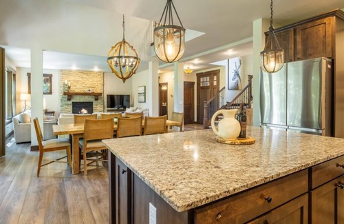 Cle Elum House | Suncadia 4 Bed Spa Game Room Retreat