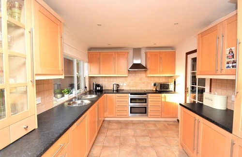 Ventnor Cottage | Suncliff - a house that sleeps 6 guests in 3 bedrooms