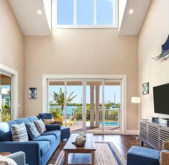 Key West House | Suncoast House -Pool & Boat Dock