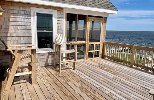 Ocracoke House | Sundance: Spacious waterfront home with amazing views.