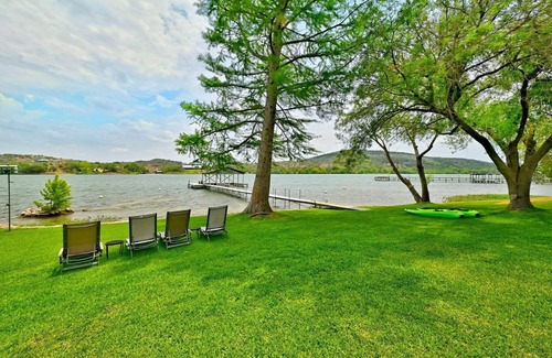 Burnet House | Sunday House @ Cockleburr Cove on Inks Lake - Lakefront property w/boat dock