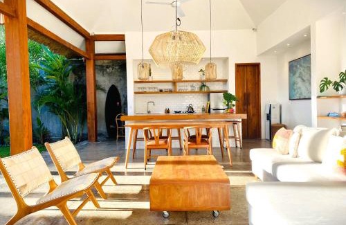 Kuta Villa | SUNDAY Villa with private pool, near centre and beach