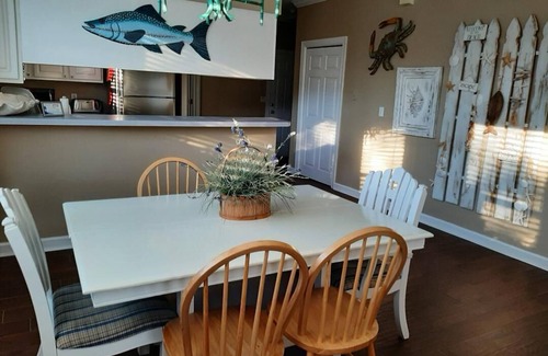Clipper Cove Cottage | SUNDIAL COTTAGE: CRYSTAL BEACH, DESTIN, FL. PRIVATE POOL!