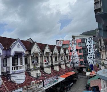 Patong Hostel | Sundiva Guest House