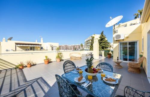 Albardeira Apartment | Sundowners Apartment by Seewest