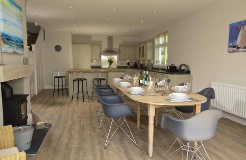 Salcombe Cottage | SUNDOWNERS, pet friendly, luxury holiday cottage in Salcombe