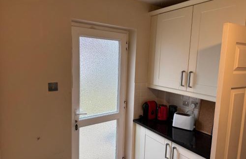 Hanham House | Sunflower villa
