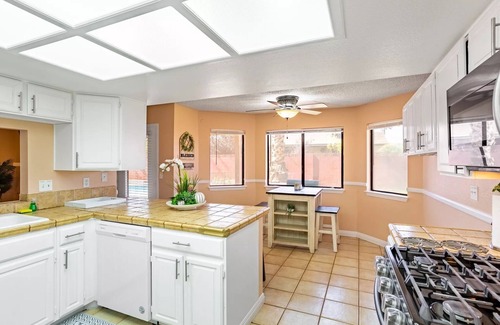 Sunrise Manor House | Sunkiss Villa - With Private Pool