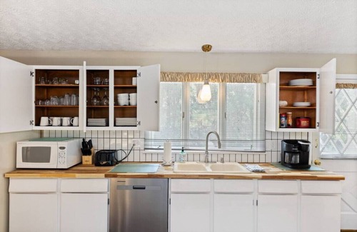 Penfield House | Sunlit 3-BDRM in Central Penfield - Fenced Yard!