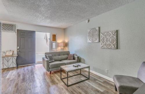 Raisin Apartment | Sunlit Fresno Apartment 4 Mi to Old Town Clovis!