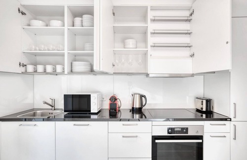 Basel City Centre Apartment | Sunlit Matthäus 3 Room w/Storage, nr Market, by Blueground