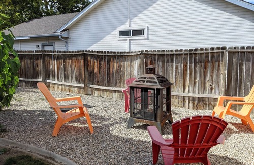 Boise House | Sunlit & Spacious 3 BR Home Wonderfully Located!