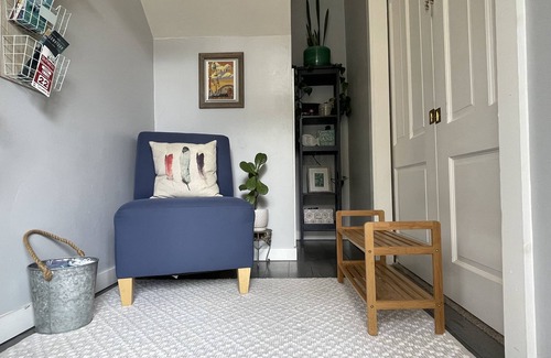 Westside Santa Cruz House | Sunlit Surf Studio Downtown Walk to Beach!
