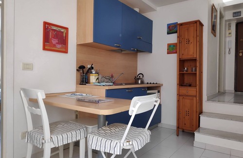 Villefranche-sur-Mer Apartment | Sunny 1bedroom Apt in the heart of the old Historical town, air-conditioning