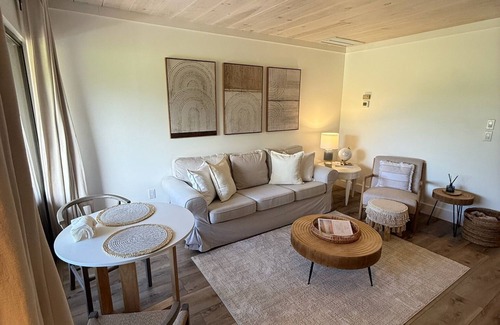 The Meadows Condo | Sunny 1BR on Golf Course with Pool Access
