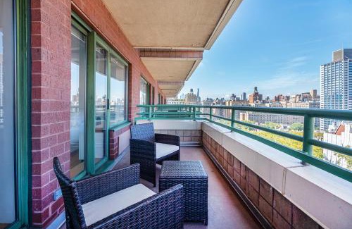 Upper West Side Apartment | Sunny 3 BR 3 Bath Apt with Large Balcony