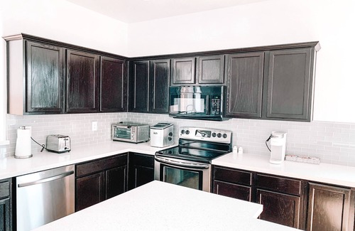 Gilbert House | Sunny 4-bed house in family-friendly neighborhood