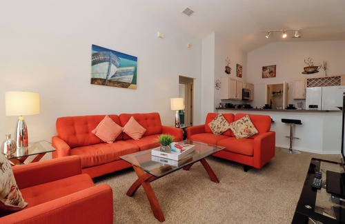 Westbury House | Sunny 4BR Villa Near Disney | South-Facing Pool, 2 Ensuites, Game Room Fun