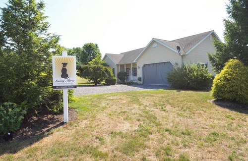James Creek House | SUNNY ACRES AT RAYSTOWN LAKE - PET FRIENDLY