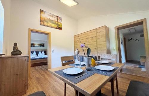 Kaprun House | Sunny Alpine Apartment by the Slopes