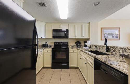 Myrtle Beach Apartment | Sunny and Bright Oceanfront Condo in Atlantica Resort near Boardwalk