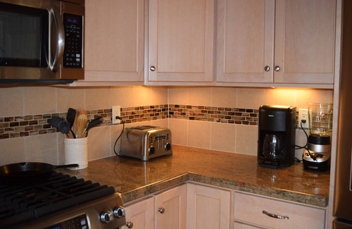 Eastside Santa Cruz House | Sunny and Large 3 Bedroom Family Beach House. 30 day rental