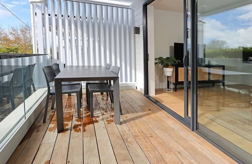 Greenlane - Ellerslie House | Sunny and Luxurious - Brand New Home in Remuera