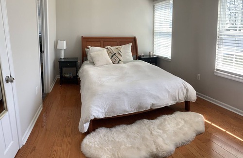 Neptune City House | Sunny and Quiet 2-Bedroom House w/ a Big Deck and Heated Pool