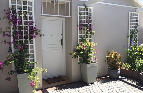 Tokai Cottage | Sunny and spacious garden cottage, close to beaches and wine farms.