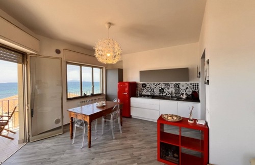 Follonica Apartment | Sunny Apartment in Follonica