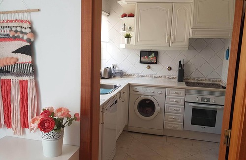 Ferragudo Apartment | Sunny apartment located in the village of Ferragudo and near the beaches