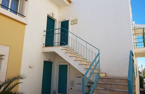 Ferragudo Apartment | Sunny apartment located in the village of Ferragudo and near the beaches