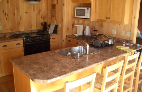 Ocean Park House | Sunny Beachfront Cottage with Spectacular Ocean Views