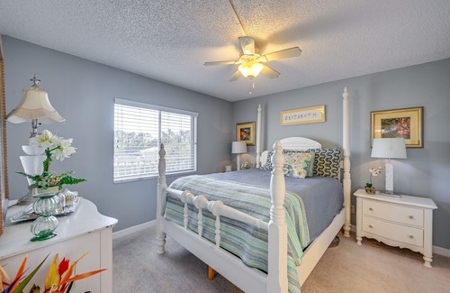 Bonita Springs Condo | Sunny Bonita Springs Condo w/ Balcony - Near Golf!
