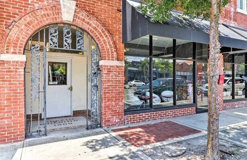 Springfield Apartment | Sunny & bright - cute 1 BR apt in historic SPR