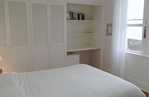 Vaucluse Cottage | Sunny Coastal Cottage Watsons Bay