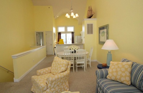 Bermuda Bay House | Sunny Daze at Bermuda Bay, Easy Access to the Beach & Clubhouse Amenities!