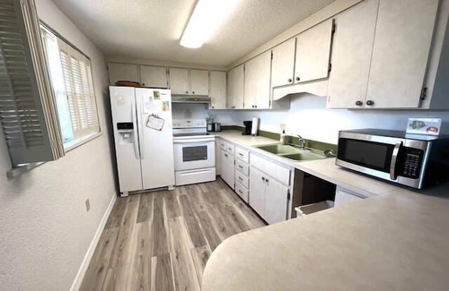 Placida House | Sunny Daze: Beachfront Cottage with private dock on the bay!