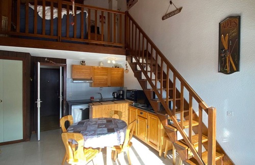 Saint-Jean-de-Sixt Apartment | Sunny Duplex with Balcony, 6 Guests, Near Ski Resorts
