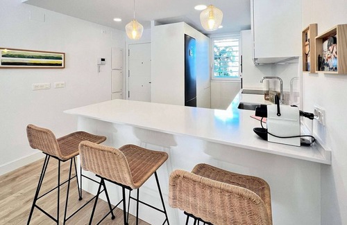 Motril Apartment | Sunny Escape in Playa Motril