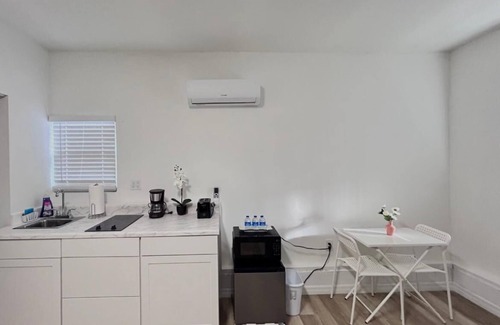 Childs Park House | Sunny Escape: St Pete beach 4bd/2bath