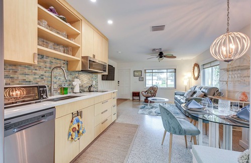 Central Naples House | Sunny Florida Escape w/Patio, Grill & Fire Pit!