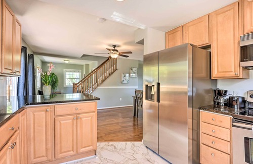 Point Pleasant House | Sunny Glen Burnie Home - On-Site Water Access